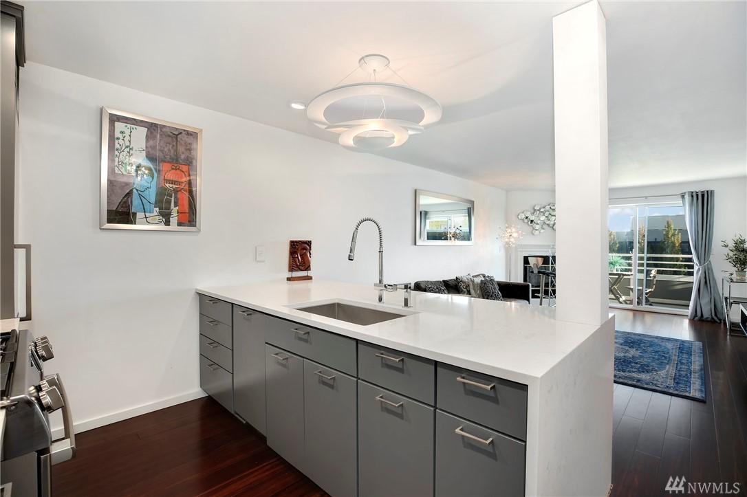 520 2nd Ave - Photo 1