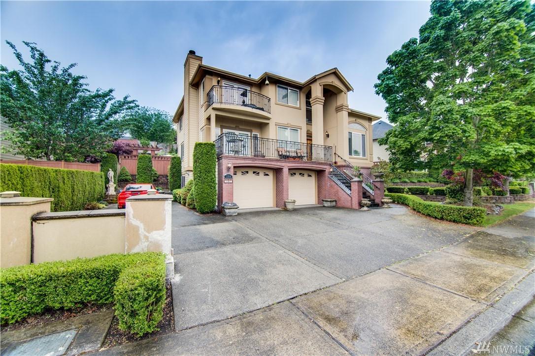5104 Highland Dr - Photo 1