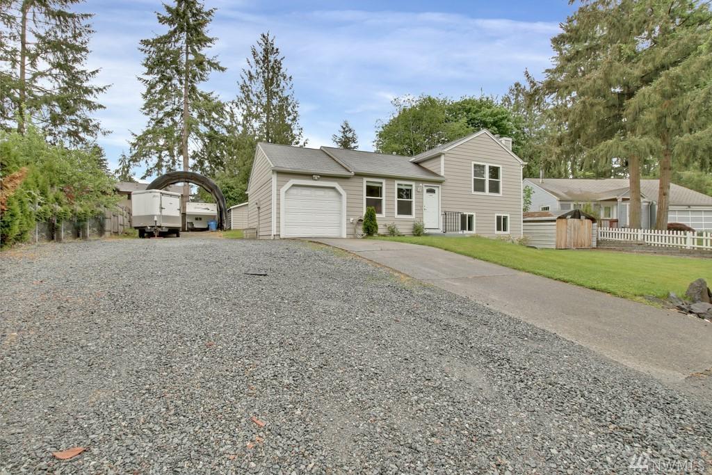 15711 97th Av Ct - Photo 1