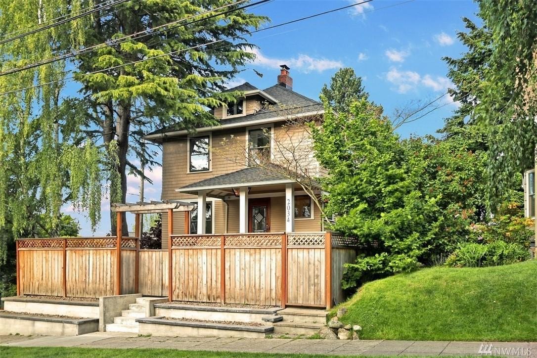 2034 Federal Ave - Photo 1