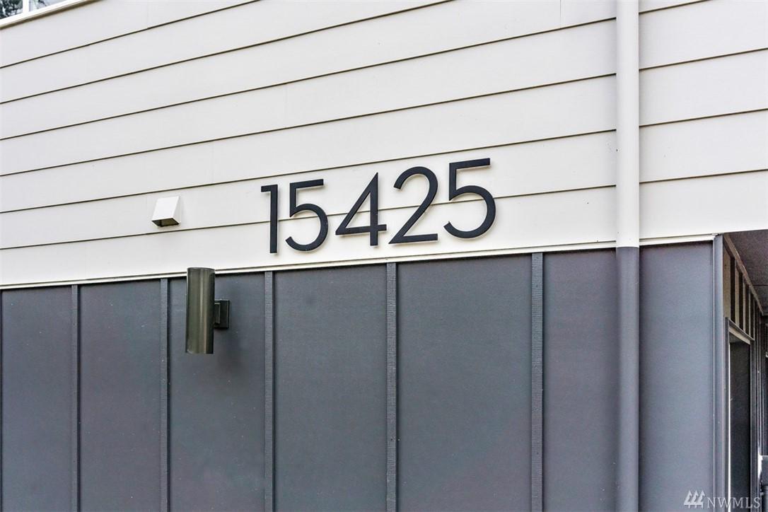 15425 2nd Ave - Photo 1