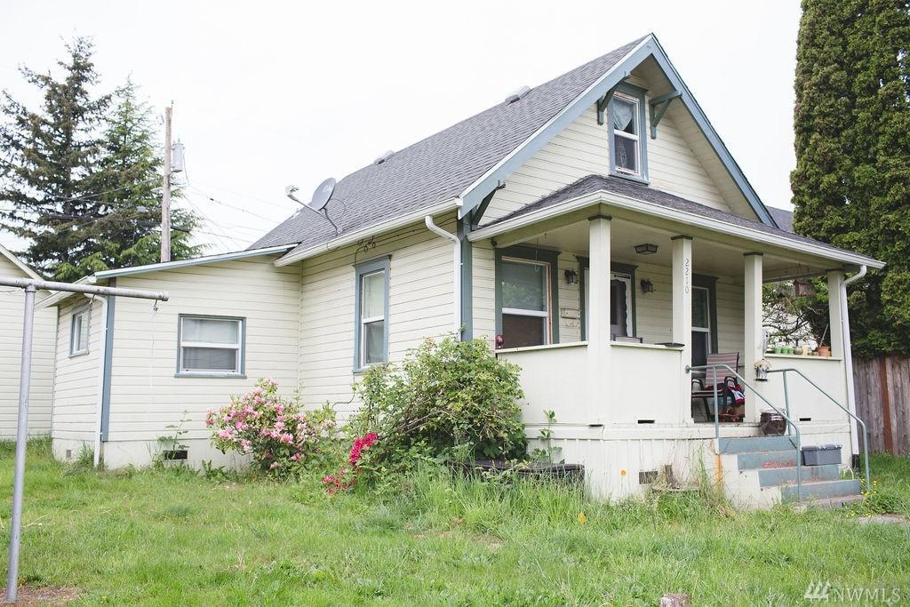 2210 Cleveland Ave - Photo 1