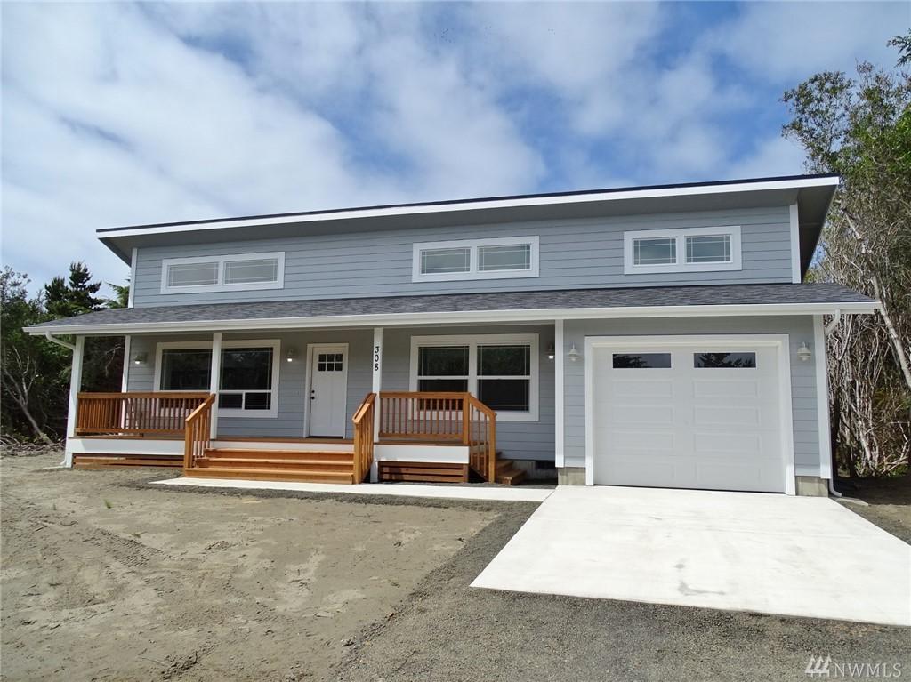 216 Fisher Ave - Photo 1