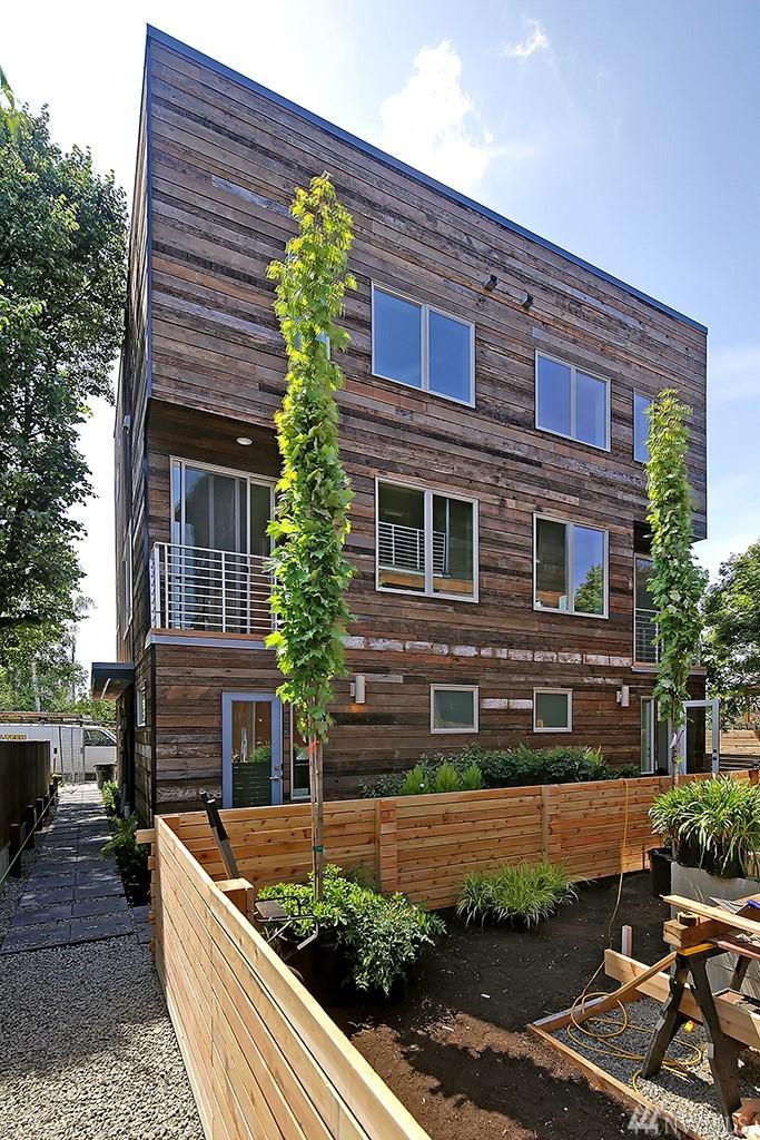 1745 61st - Photo 1