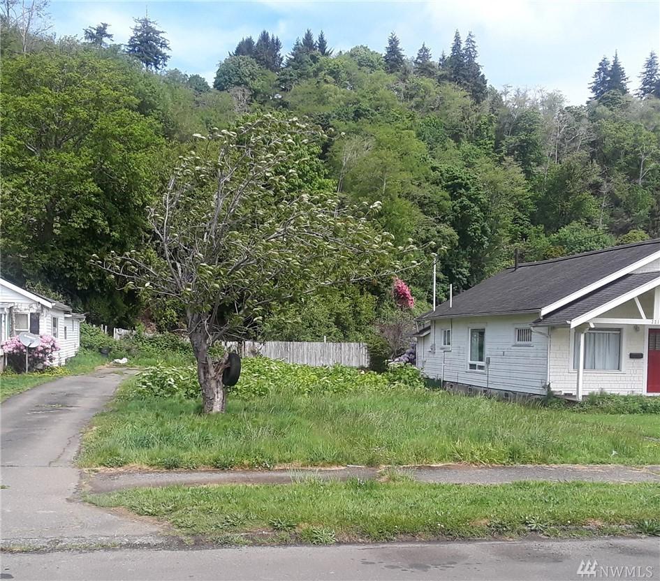 2209 Cherry St - Photo 1