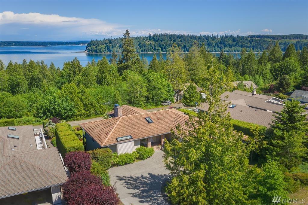 663 Pioneer Dr - Photo 1