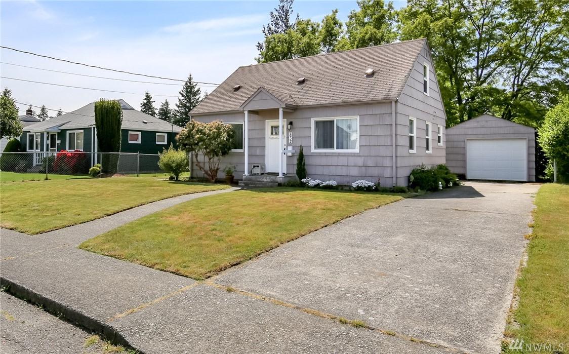832 Meyers St - Photo 1