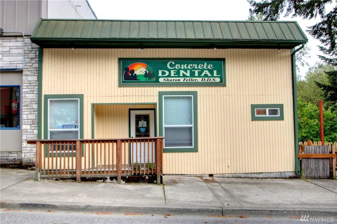 45860 Main St - Photo 1
