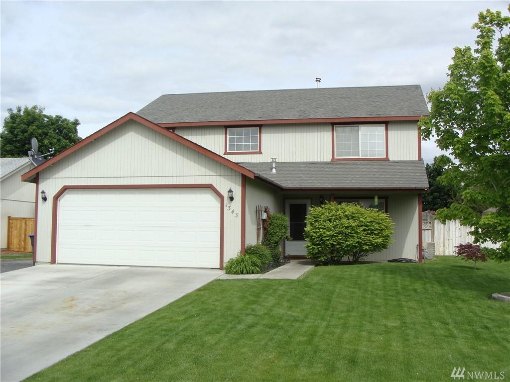 1343 Cougar Dr - Photo 1