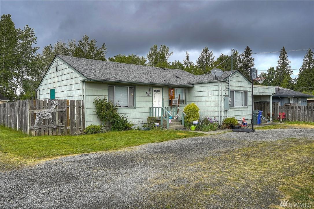 8216 Portland Ave - Photo 1