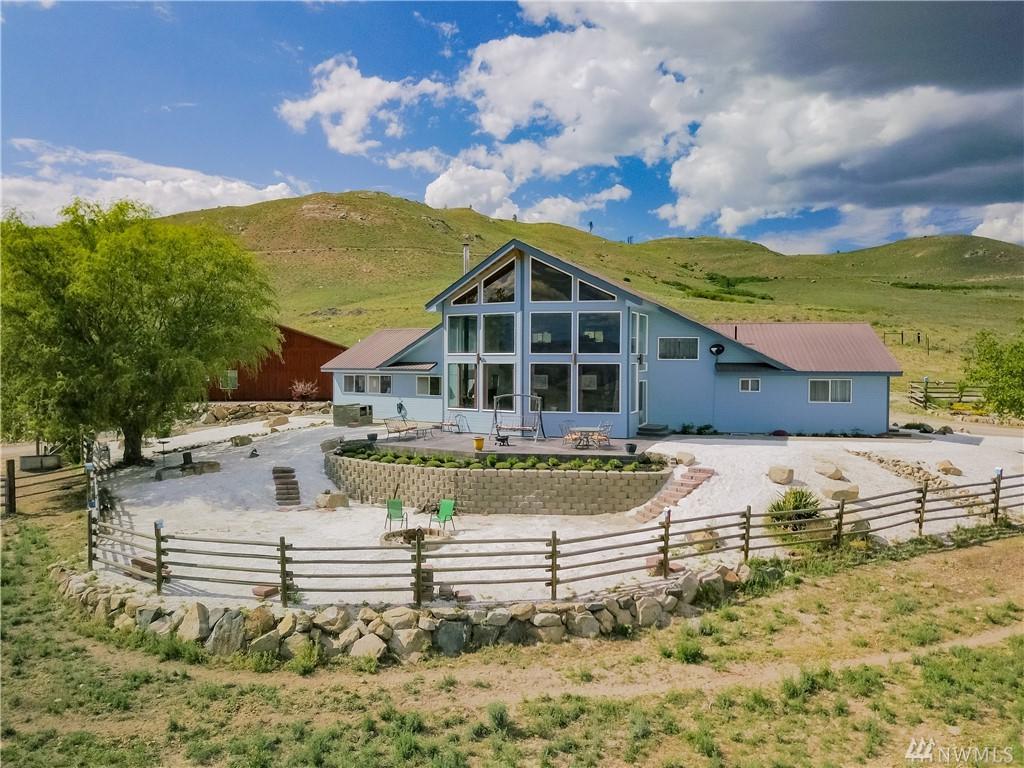 93 Curly Horse Dr - Photo 1