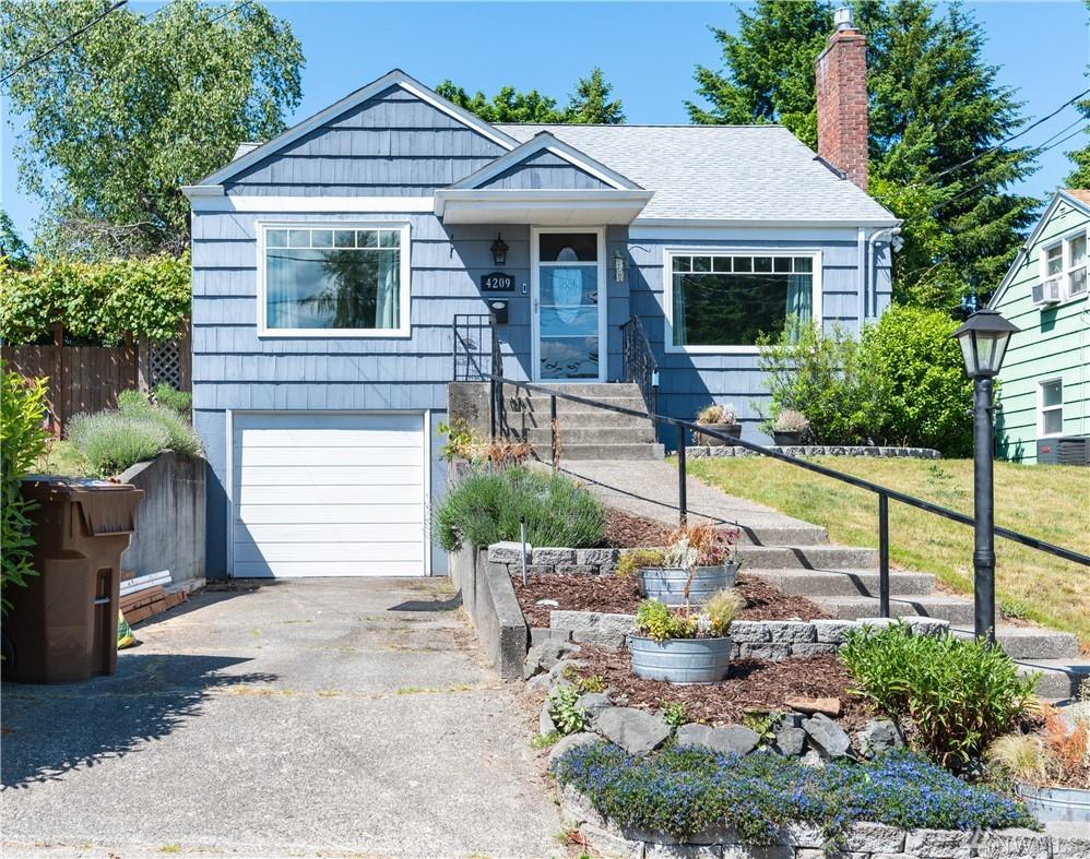 4209 16th St - Photo 1