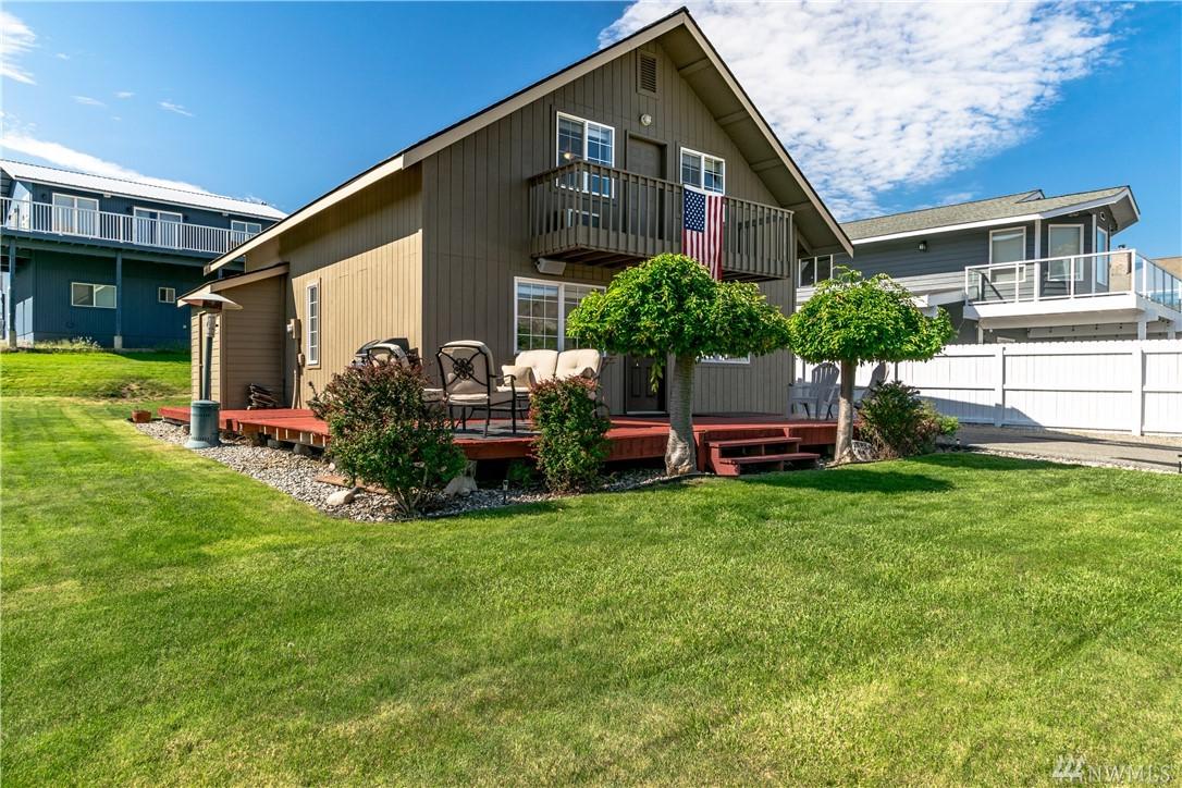 370 Marine View Dr - Photo 1