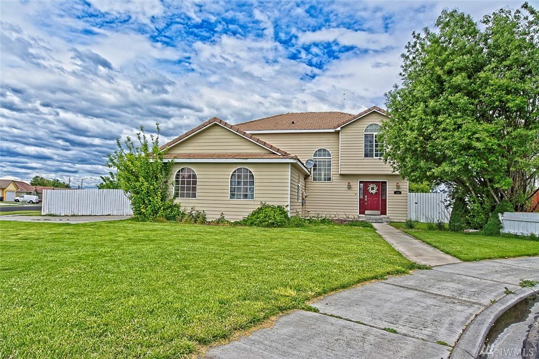 220 Indigo Ct - Photo 1