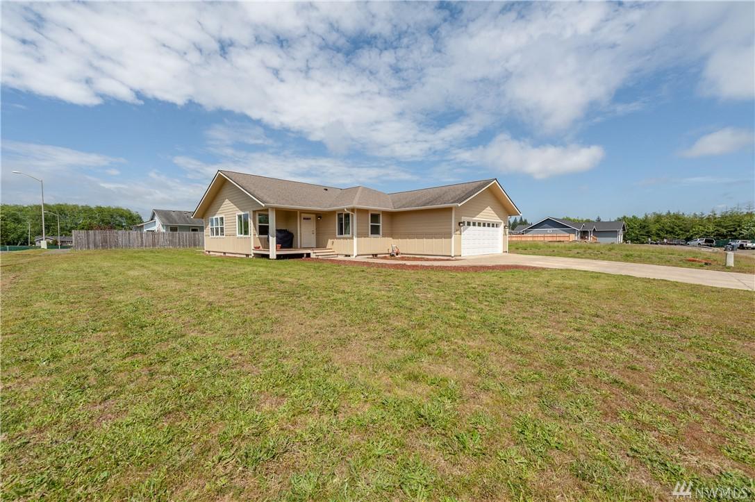 612 Woodside Rd - Photo 1