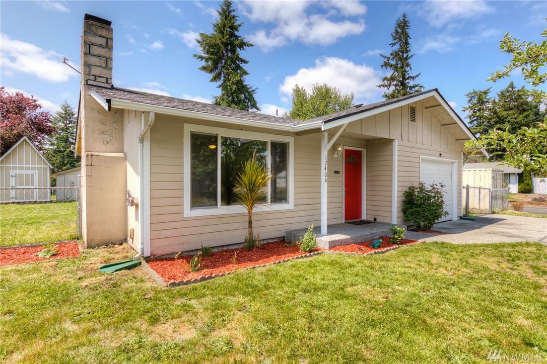 17404 11th Ave E - Photo 1