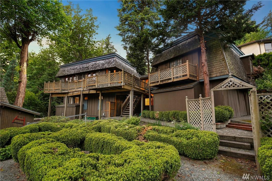 8553 85th Ave - Photo 1