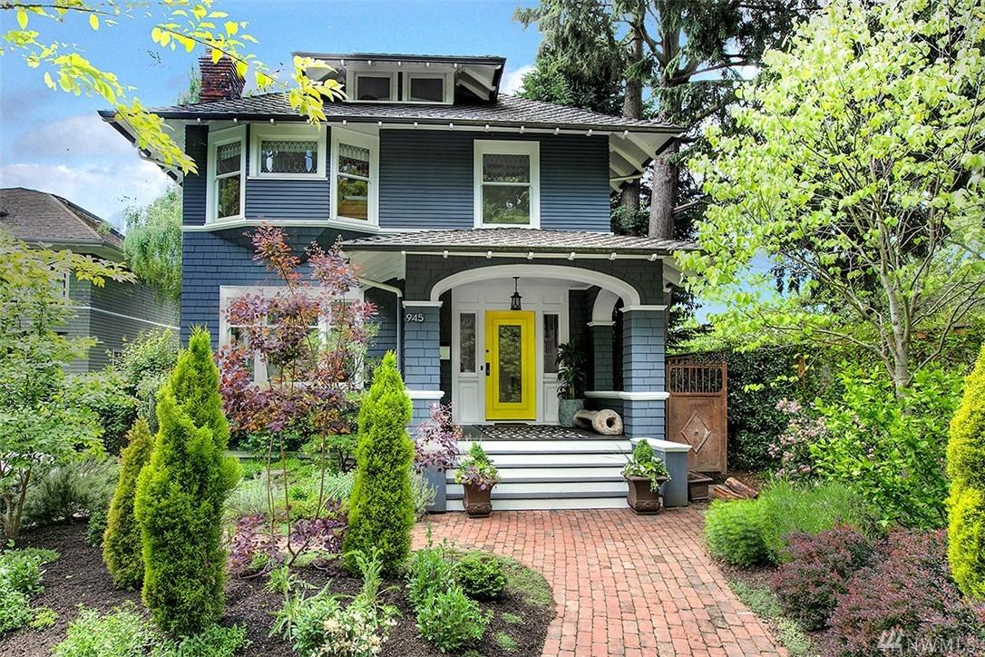 945 13th Ave - Photo 1