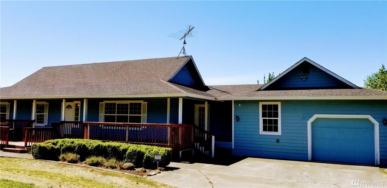 3247 177th Ct - Photo 1