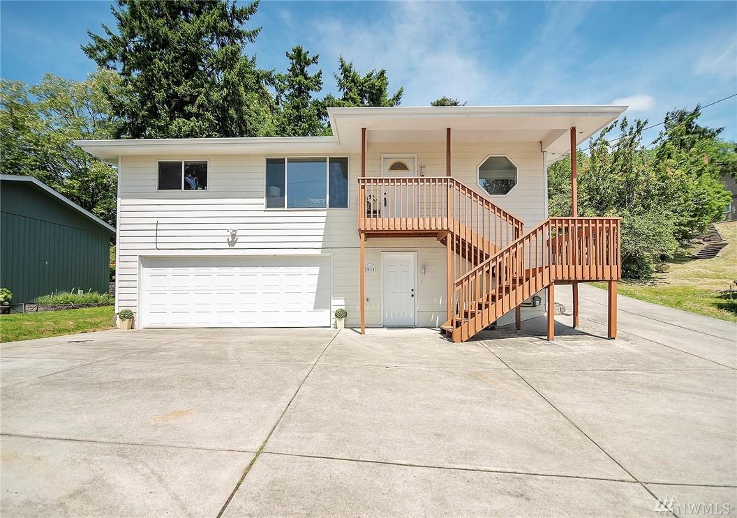 1911 Alma Dr - Photo 1