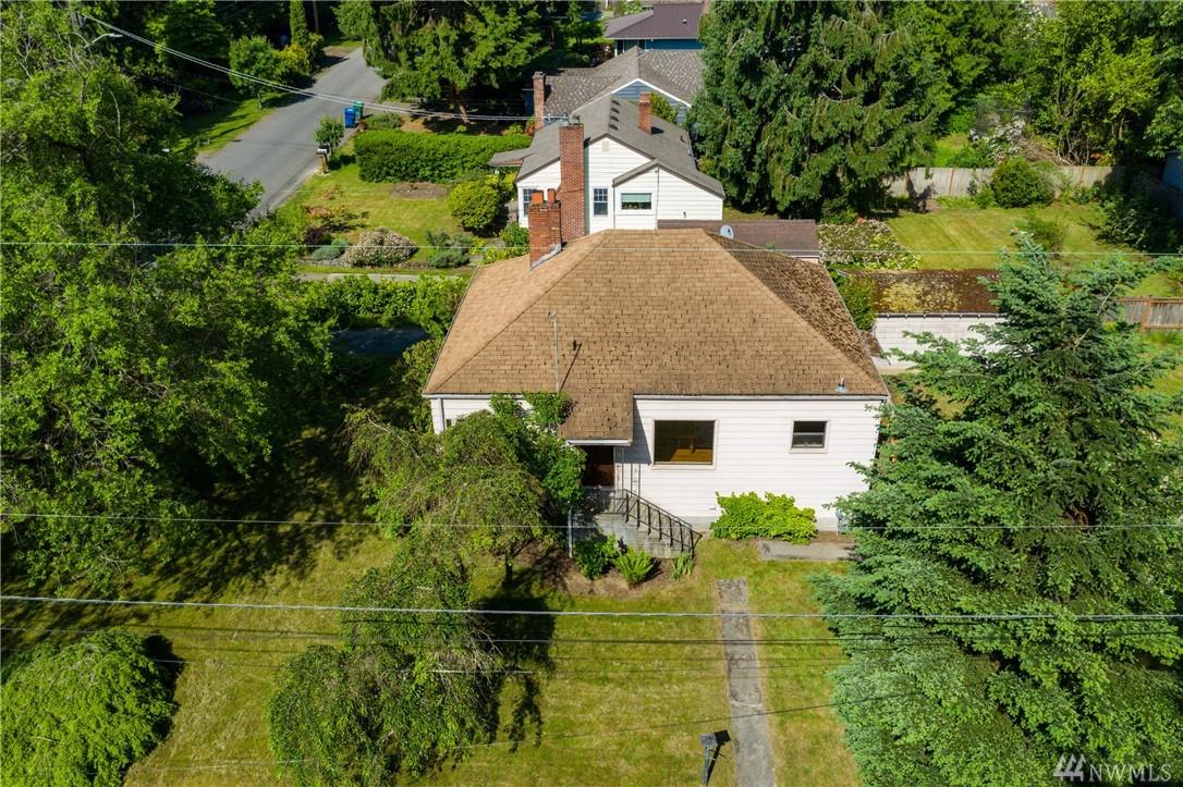9605 32nd Ave - Photo 1