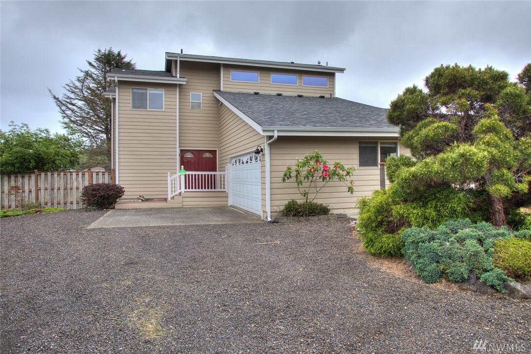440 Lakewest Loop - Photo 1