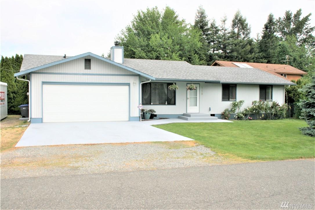 319 9th Ave - Photo 1