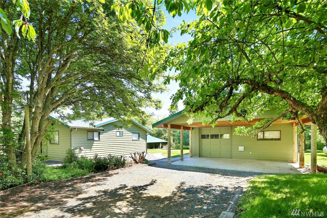 3883 Centerview - Photo 1