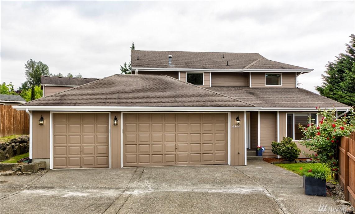 4544 45th St - Photo 1