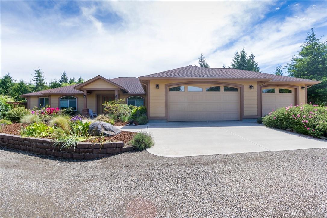 1003 Parkridge Drive - Photo 1