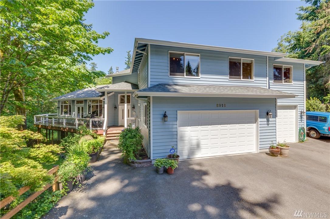 8918 53rd Ave - Photo 1