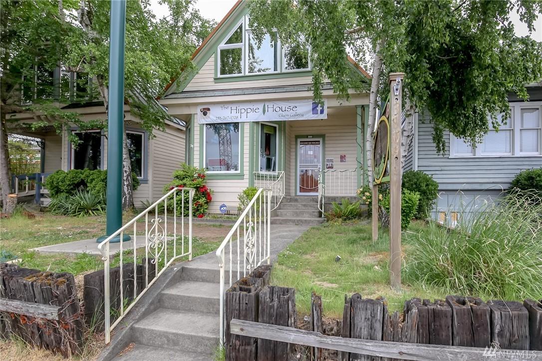 3109 6th Ave - Photo 1