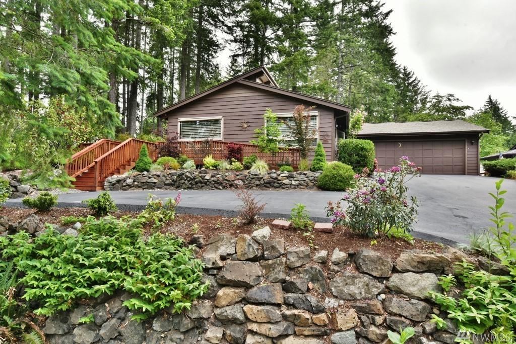111 Village View Dr - Photo 1