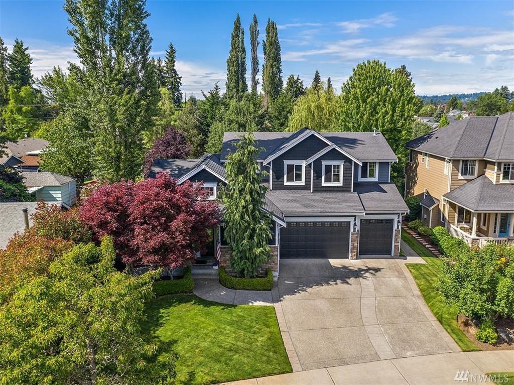 1733 8th Ave - Photo 1