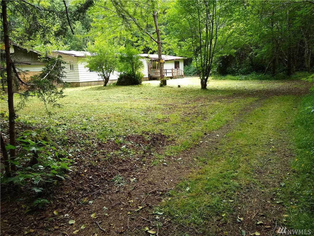 426 Burrows Rd - Photo 1