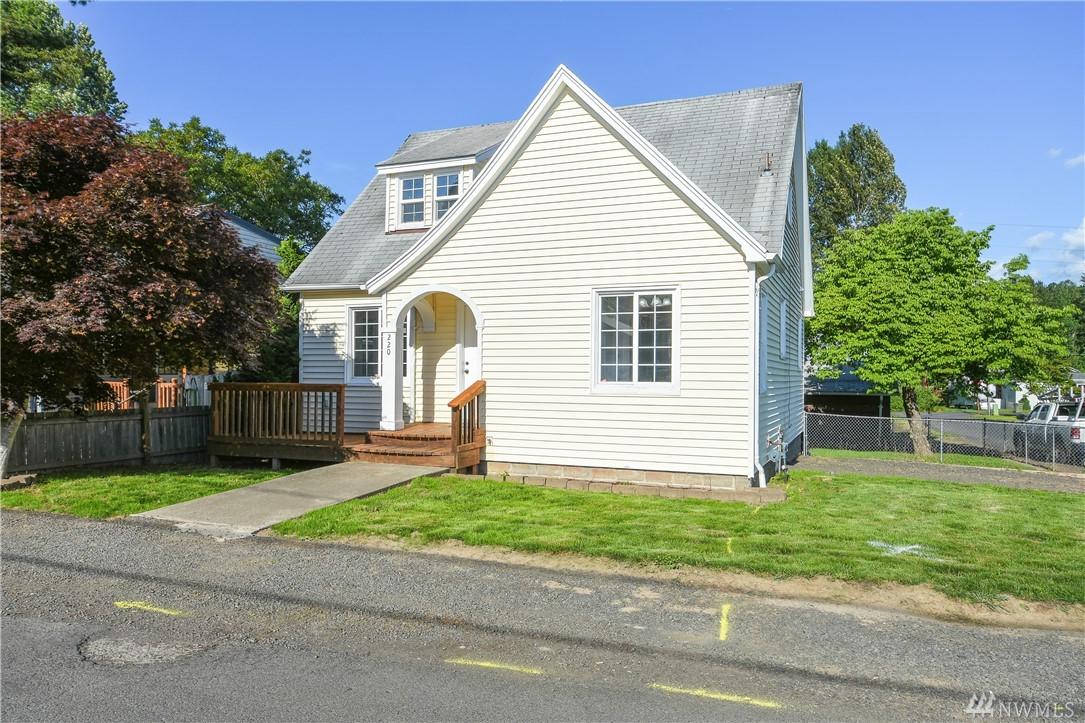 220 Roake St - Photo 1