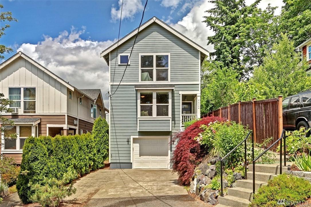 4524 Kenny St - Photo 1