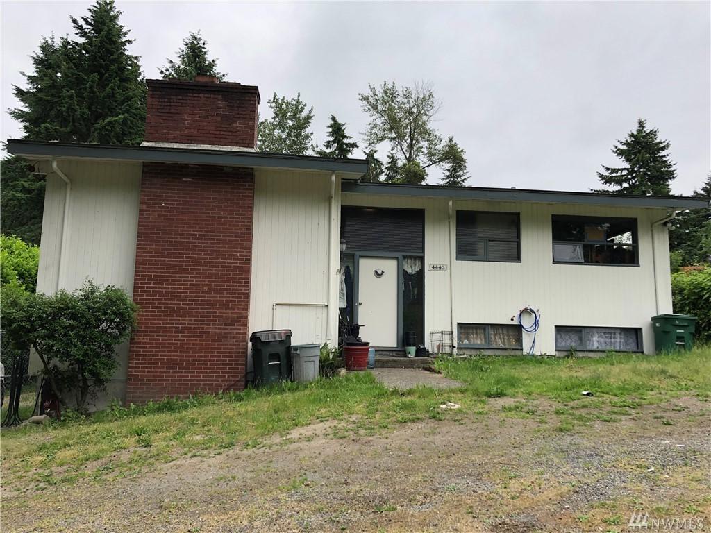 4443 166th St - Photo 1