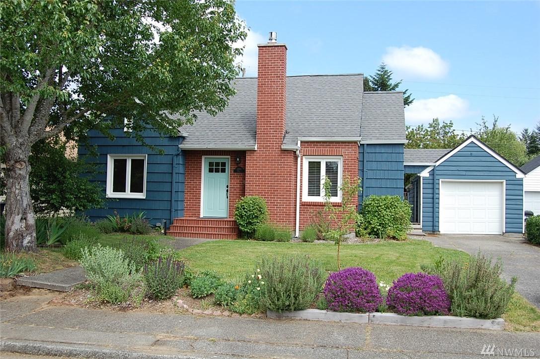 3208 Pear St - Photo 1