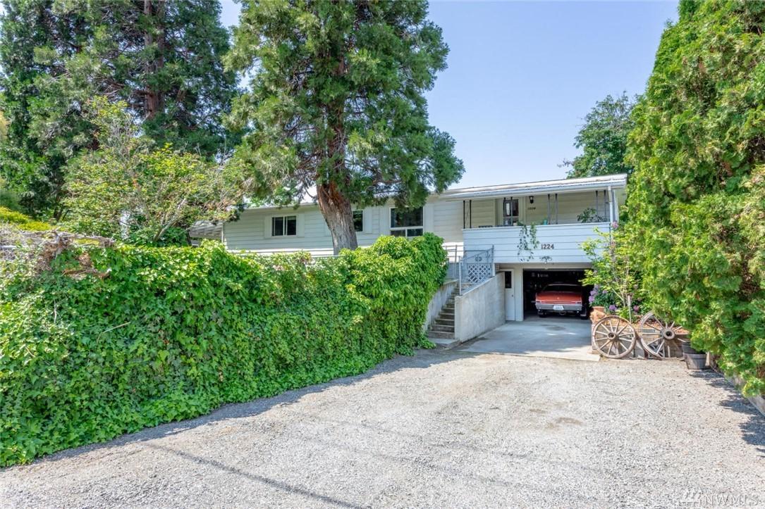 1224 Union Ave - Photo 1