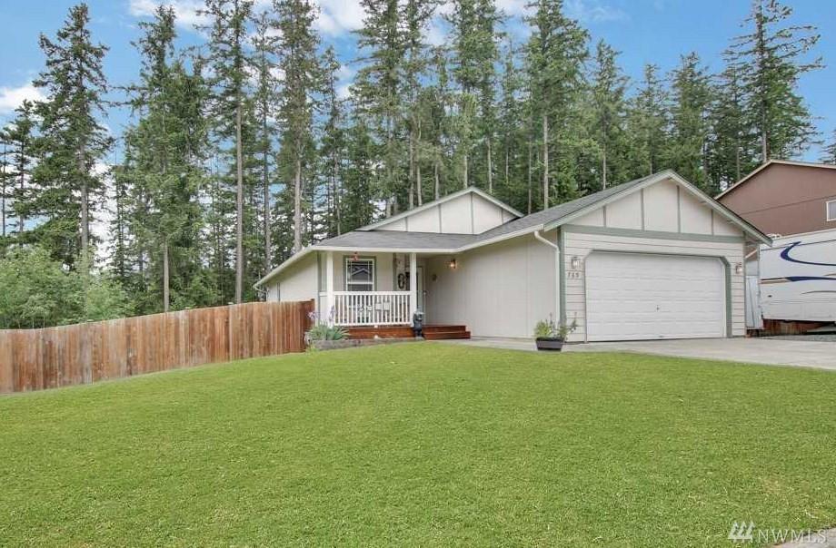 769 Carriage Ct - Photo 1