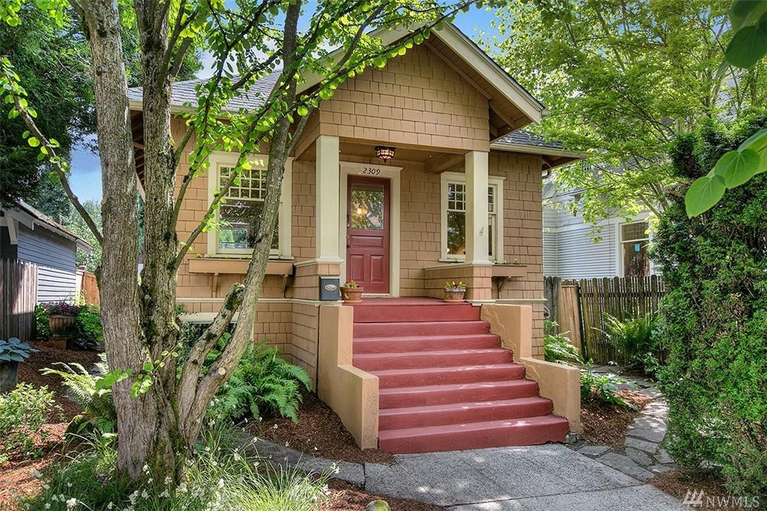 2309 44th St - Photo 1