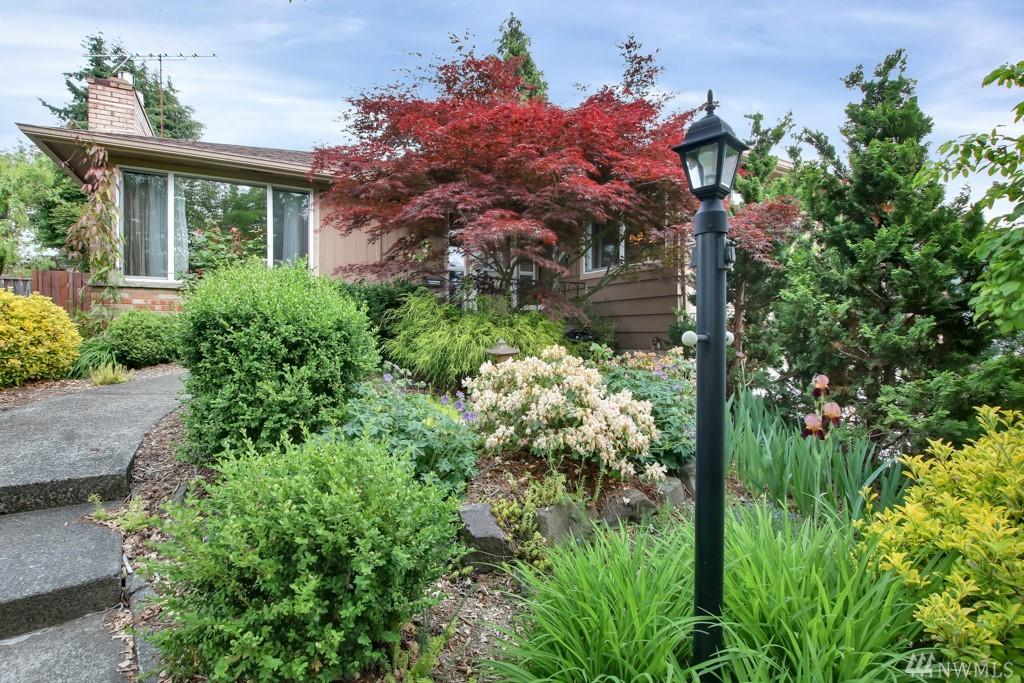1443 Shirley St - Photo 1