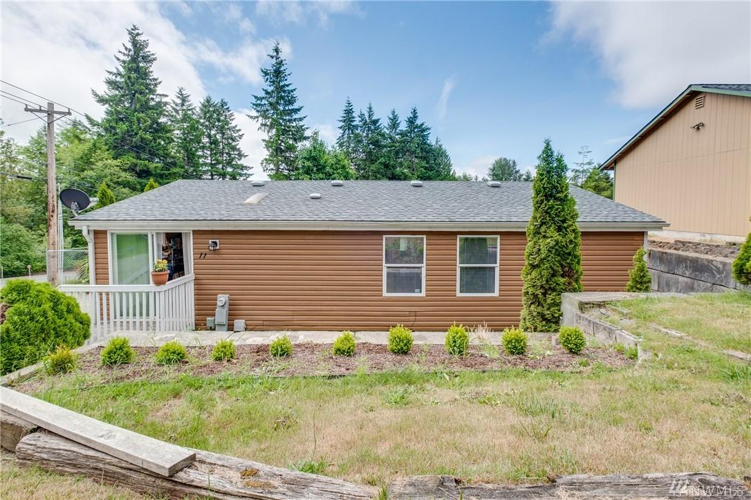 11 Larson Blvd - Photo 1