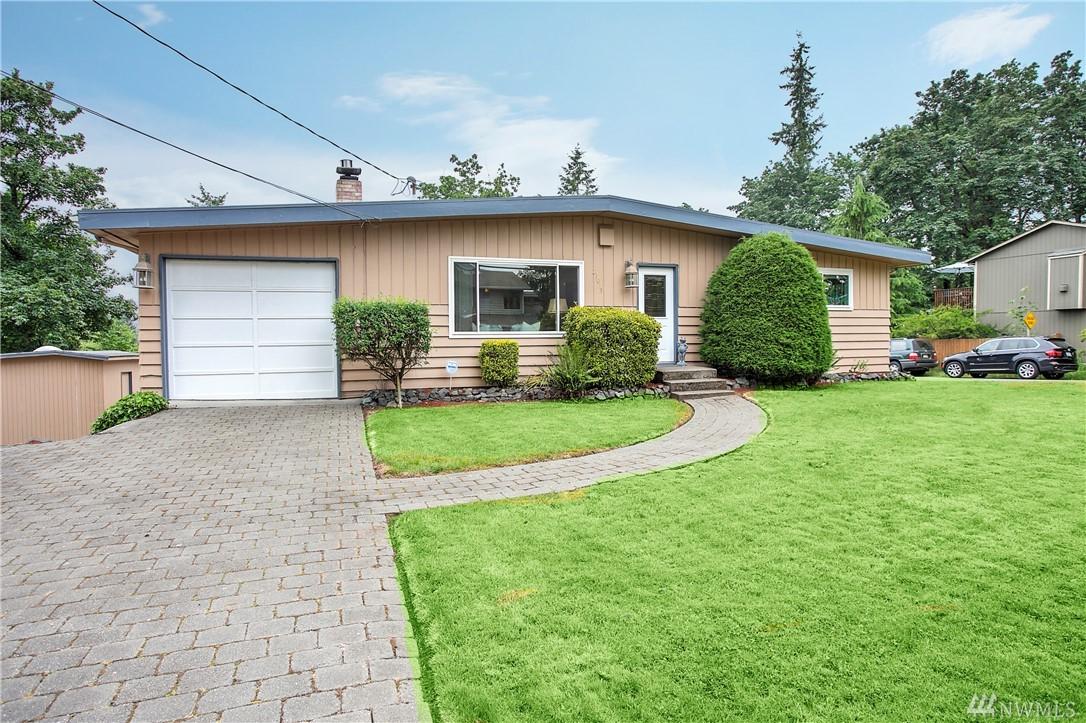 27013 216th Ave - Photo 1