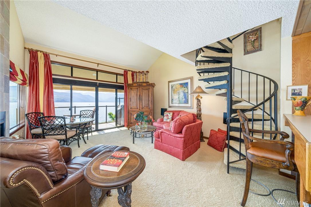 100 Lake Chelan Shores Dr - Photo 1