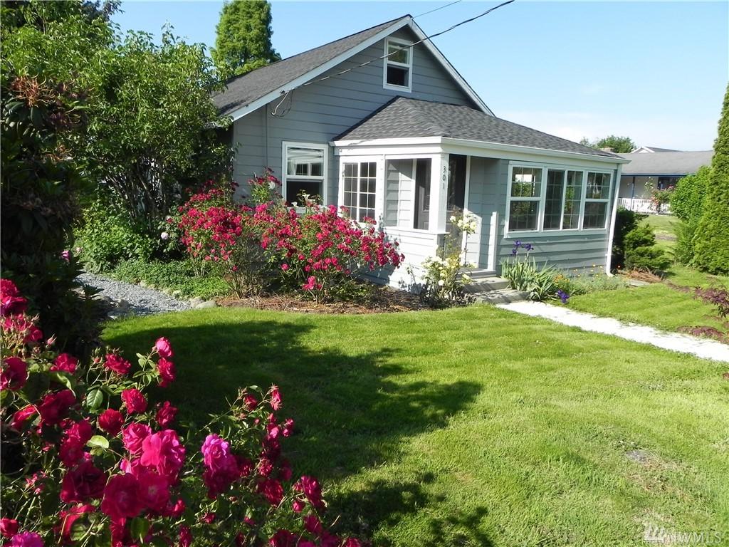 301 5th Ave N. - Photo 1