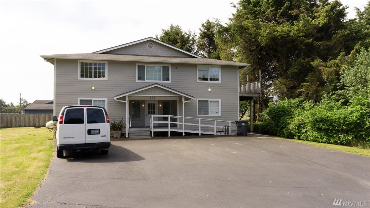 839 Tidelands Ct - Photo 1