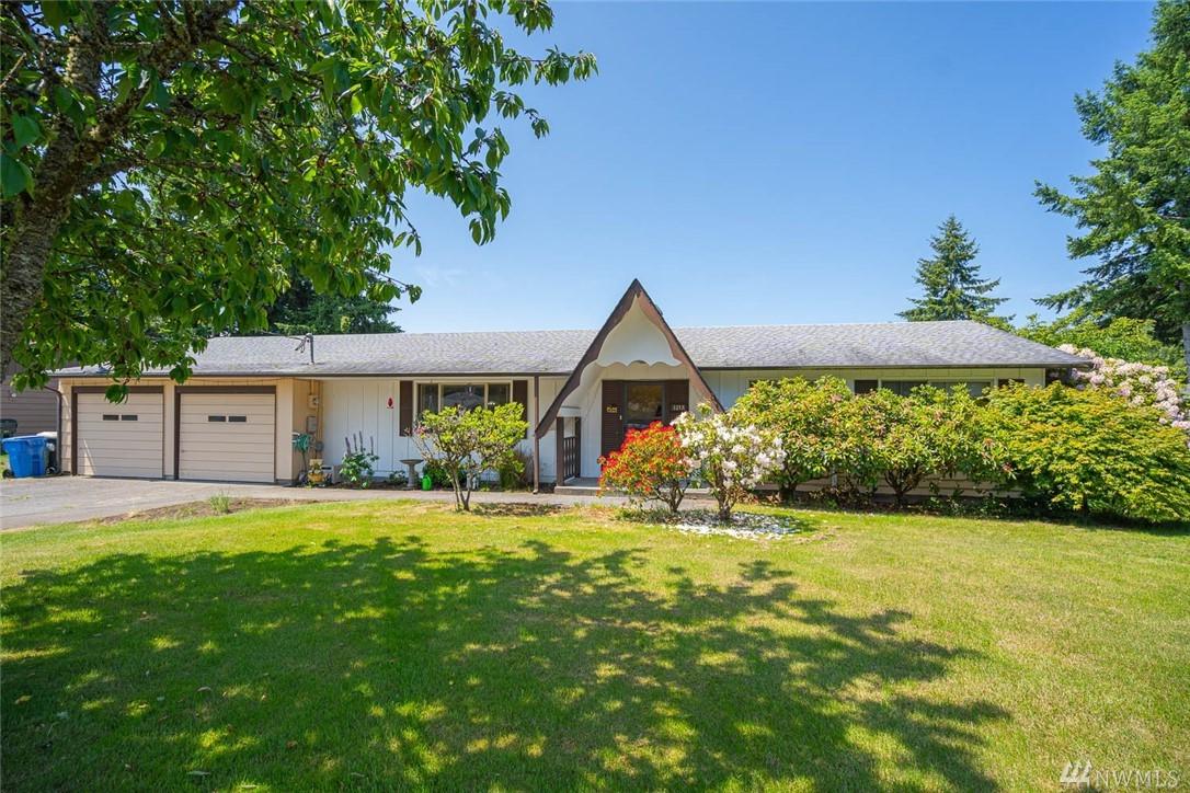 1217 Fieldcrest Ave - Photo 1