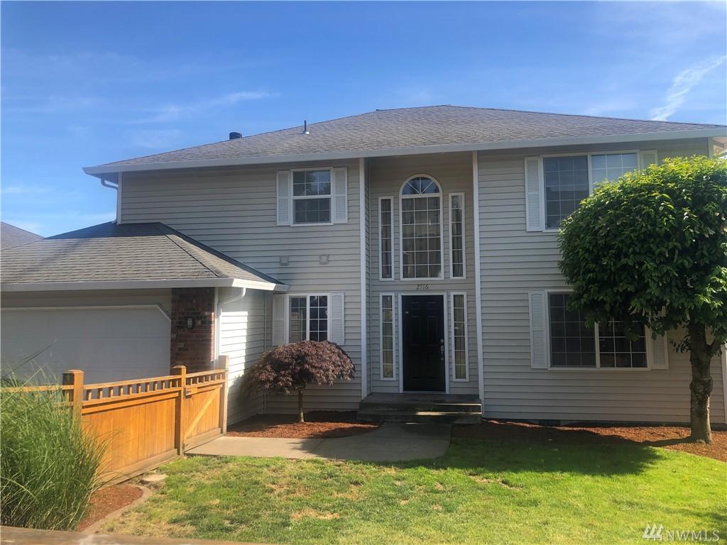 2716 Glen More - Photo 1
